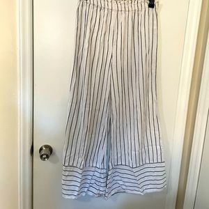 Super comfy like new paper bag beach pants